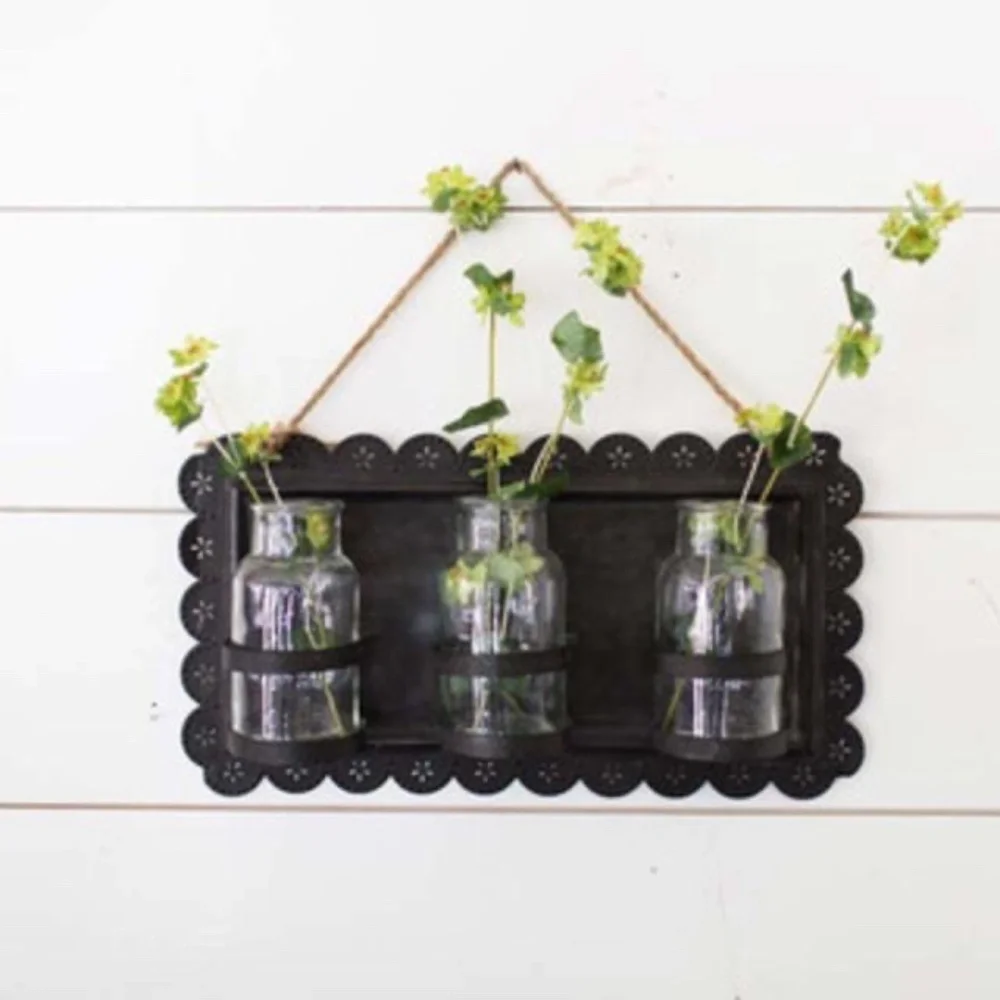 TIN WALL DECOR WITH 3 GLASS VASES